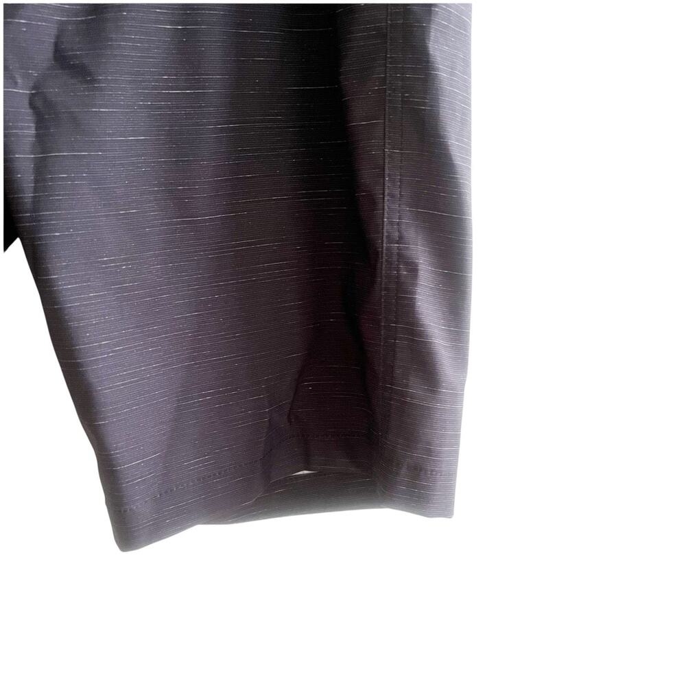 Men’s Activewear Shorts Size 30 Heathered Charcoal 10” Inseam Casual Golf Active - Picture 3 of 8